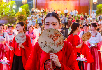 《梦里老家》实景演出第 47 张图片