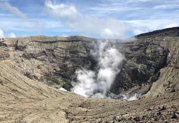 阿苏火山第 2 张图片