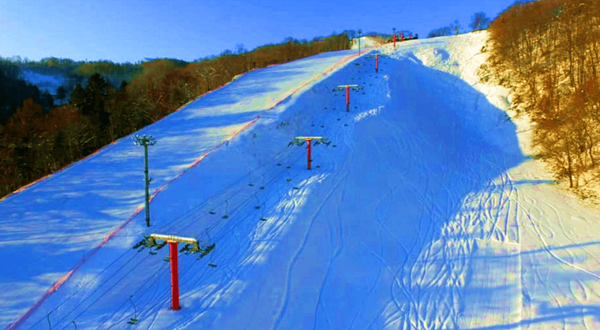 朝里川溫泉滑雪場