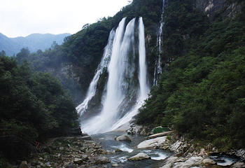 大别山彩虹瀑布旅游度假区第 4 张图片