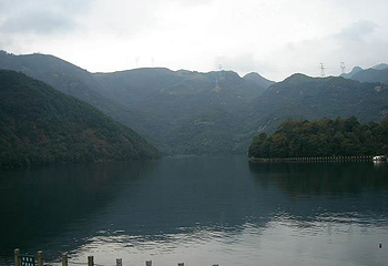 白岩山第 2 张图片