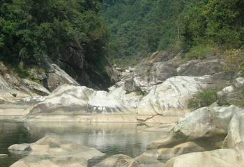 龙宝大峡谷第 7 张图片