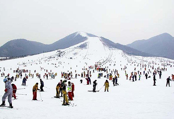 莲青山滑雪场第 5 张图片