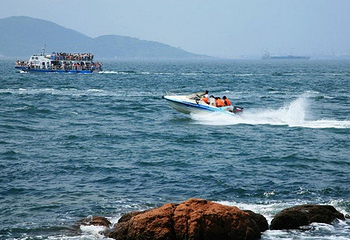 海上游艇观光第 6 张图片