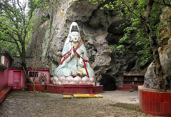 碧莲洞景区第 5 张图片