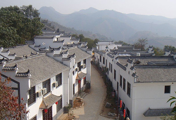 丹凤凤冠山石窟第 4 张图片