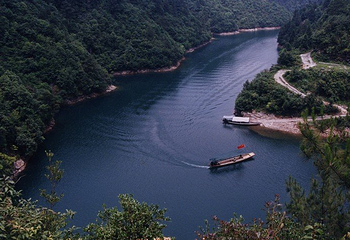白水洞风景区第 10 张图片