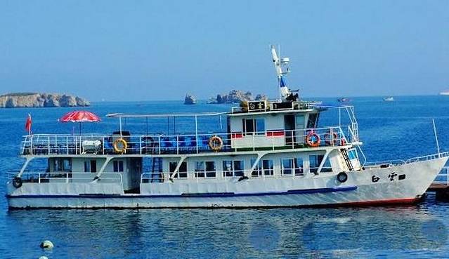 大连老虎滩海上观光船