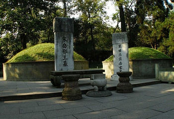 岳王庙第 24 张图片