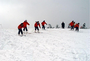 江南天池滑雪场第 3 张图片