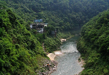 雁荡山仙溪漂流第 2 张图片