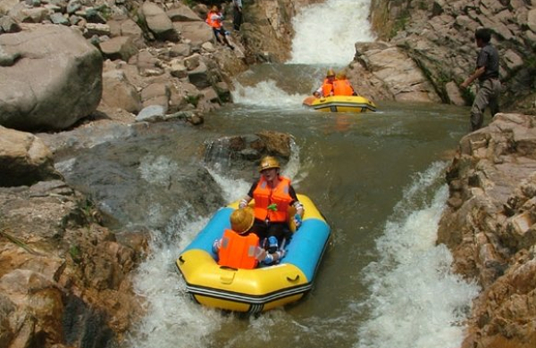 包含景点: 仙山谷激浪漂流景区 去哪儿价                  暂无