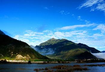 尼洋河风光带景区第 1 张图片