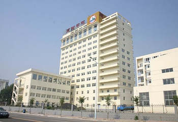河北建材职业技术学院第 1 张图片