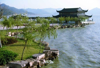 南湖第 1 张图片