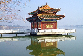 卧龙岗庄园第 1 张图片