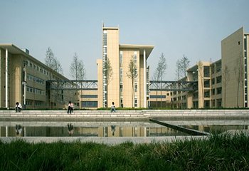 西藏民族学院第 1 张图片