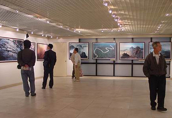 南湾千禧画廊第 1 张图片