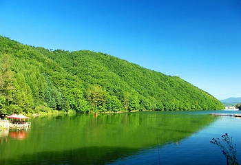 白山青山湖第 1 张图片