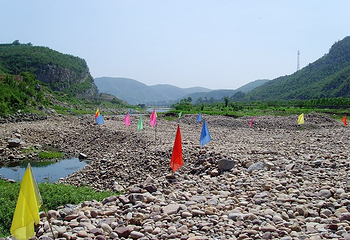 关山峡谷漂流第 3 张图片
