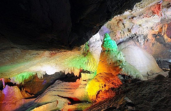 景德镇乐平水帘洞景区门票(6人起订)