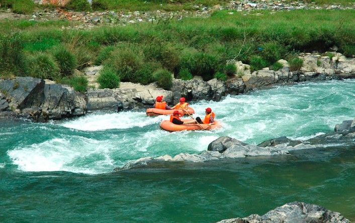 柴河小九寨漂流  起
