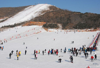 铁岭金峰小镇滑雪场第 1 张图片