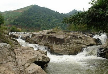 甲门峡漂流第 4 张图片