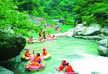 大溪峡谷皮筏漂流第 2 张图片