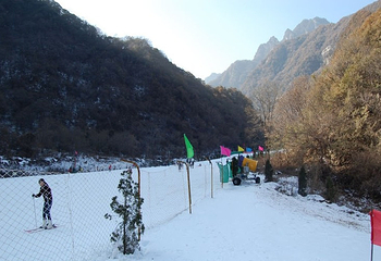 太白山滑雪场第 6 张图片