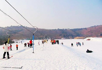 天谷旅游区滑雪场（原天然地下画廊滑雪场）第 12 张图片