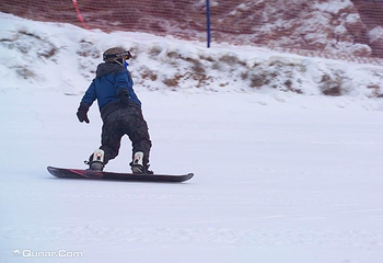 呼和浩特大青山太伟滑雪场第 2 张图片
