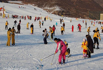 呼和浩特大青山太伟滑雪场第 4 张图片