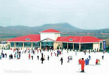 青岛天泰滑雪欢乐大世界（天泰滑雪场）第 1 张图片