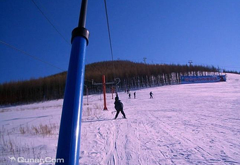 阿尔山海神圣泉旅游度假区-阿尔山滑雪场第 4 张图片