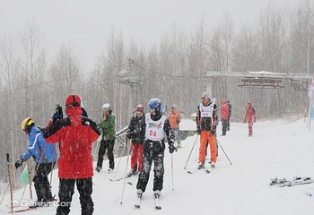长白山和平滑雪场第 17 张图片