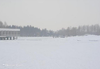 月亮湾滑雪场第 1 张图片