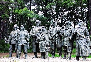 靖宇陵园第 3 张图片