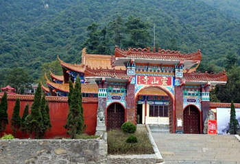 灵山寺第 8 张图片