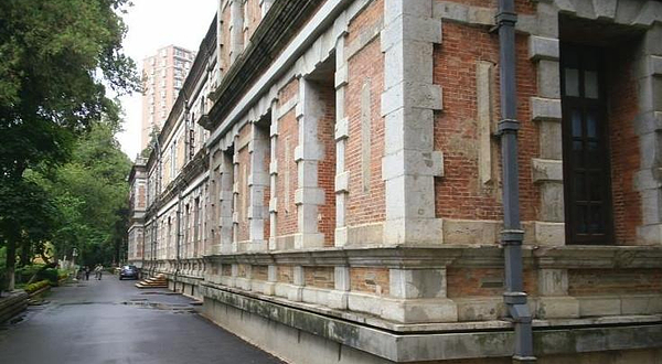 至公堂与会泽楼