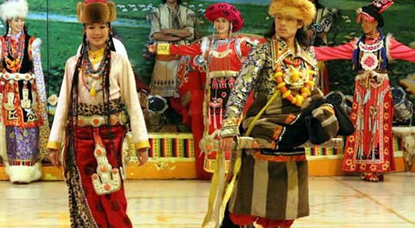 民族服饰旅游展演中心