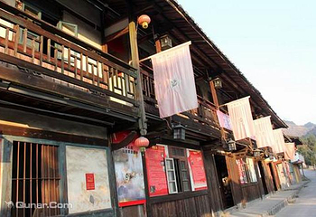 东湖坪民俗文化村第 1 张图片