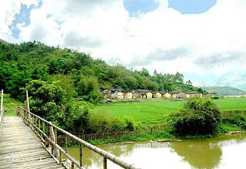 岑洞峡谷漂流第 4 张图片