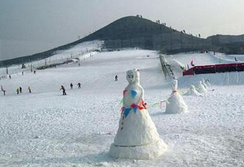 宝山滑雪场第 4 张图片