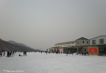 何家沟滑雪场第 2 张图片