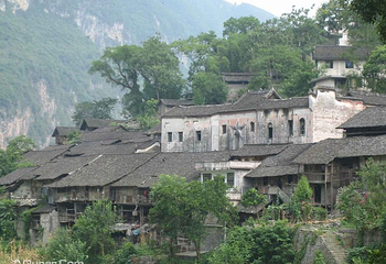 关田山苗寨第 3 张图片