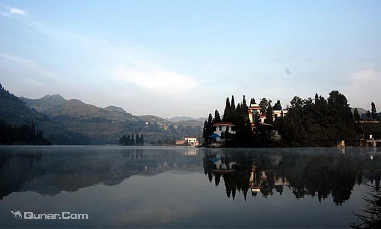 墨玉县 标签: 水库 自然地物  东风水库共多少人浏览:1252804  电话