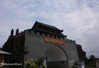 回龙河温泉会馆第 1 张图片