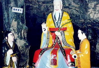 香山溶洞第 3 张图片