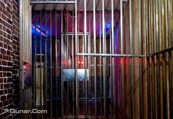 武汉逃逸层真人密室逃脱俱乐部第 5 张图片
